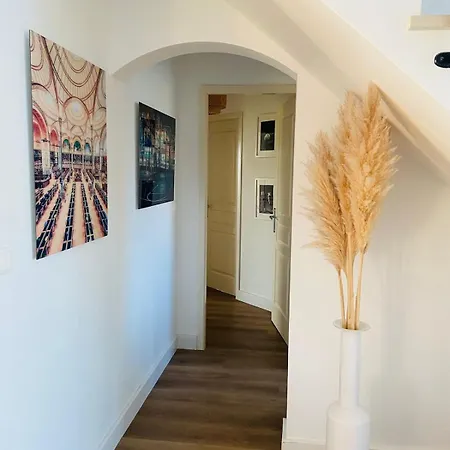 With A View Saint-André-de-Cubzac