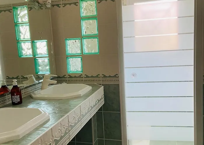 With A View Villa Saint-André-de-Cubzac